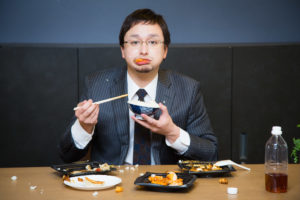 彼氏の食事マナーが酷くてサイアク 彼に伝わる4つの注意のコツは 広く深く 人間学 彼氏の食事マナーが酷くてサイアク 彼に伝わる4つの注意のコツは 広く深く 人間学